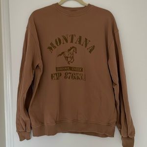 Urban Outfitters EUC crewneck sweatshirt Size M